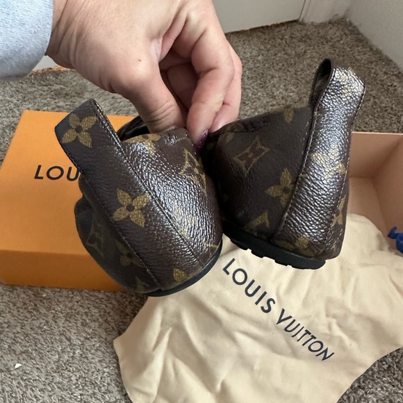 Louis Vuitton flats - Picture 6 of 9